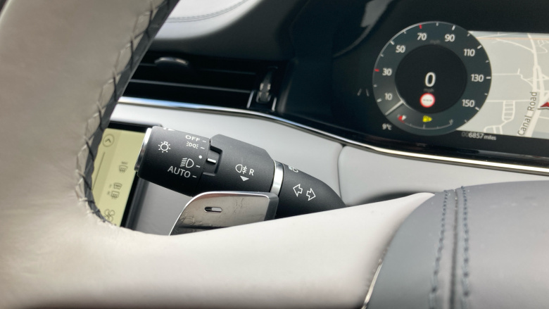 Land Rover Range Rover Evoque 2.0 D200 Autobiography 5dr Auto [Revised] Diesel Hatchback